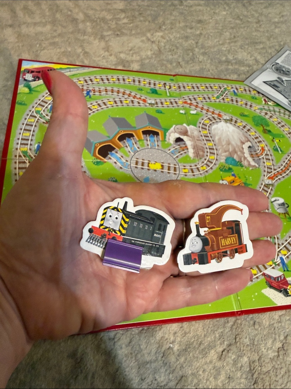 Thomas & Friends Bright Green Train Tracks & Spinner Board Game 2003 - Picture 4 of 13